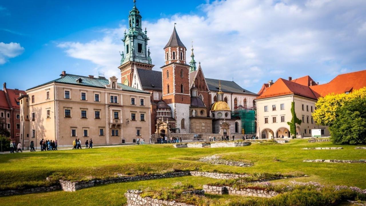 Aparthotel Karmel Kraków Exteriör bild